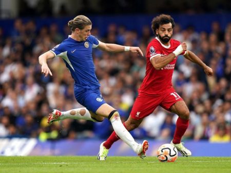 Bảng xếp hạng Premier League: Chelsea thua bỏ lỡ cơ hội vượt MU ​