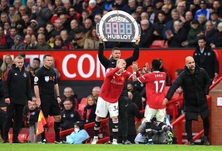 Bí quyết chơi kèo thay người hiệu quả trong bóng đá